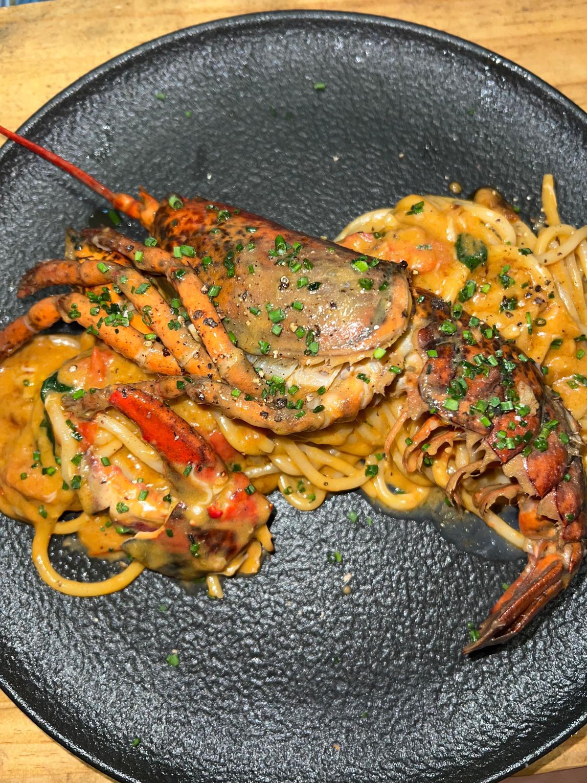 Espaguetis con bogavante