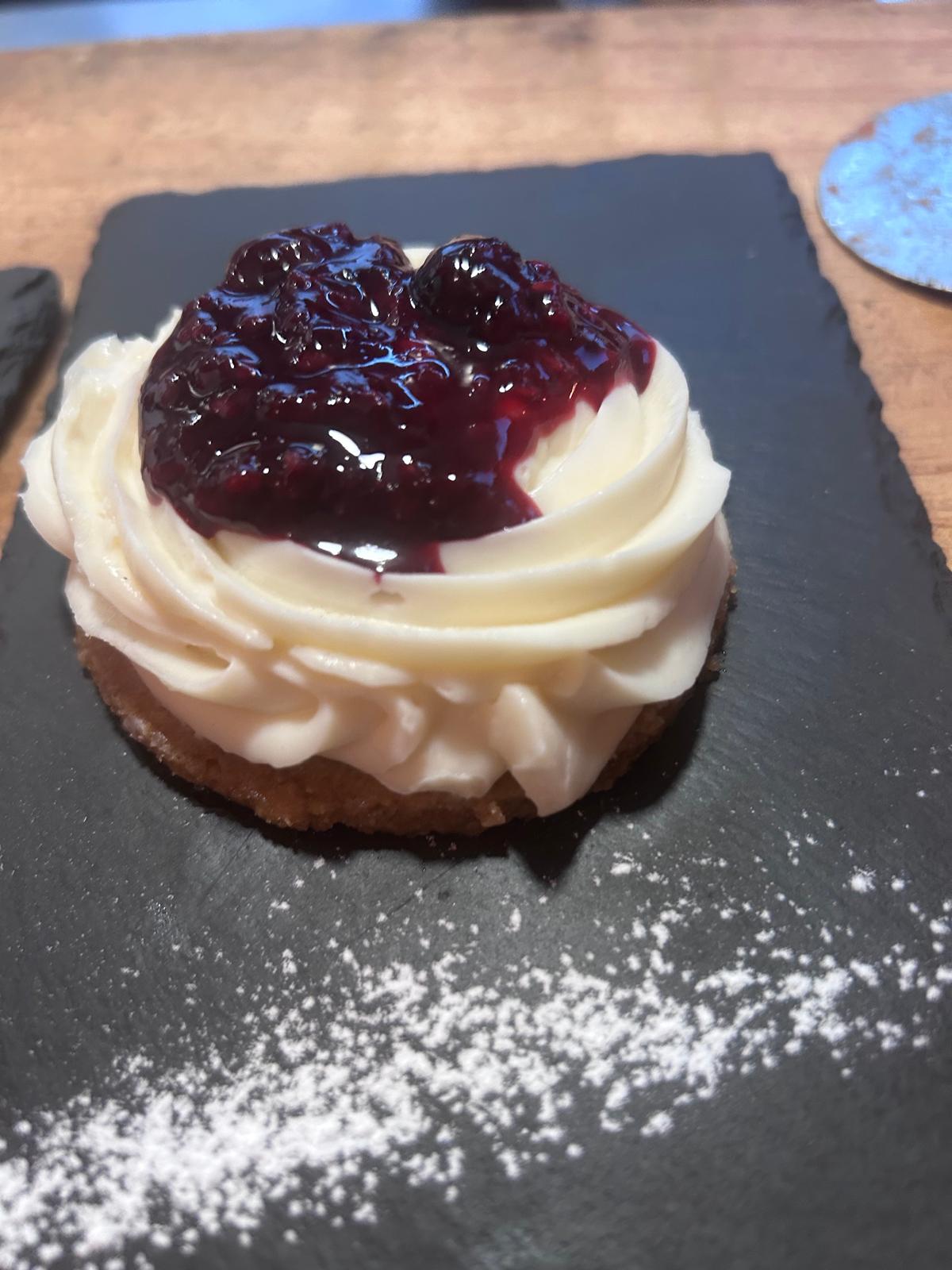 Cheescake con frutos del bosque